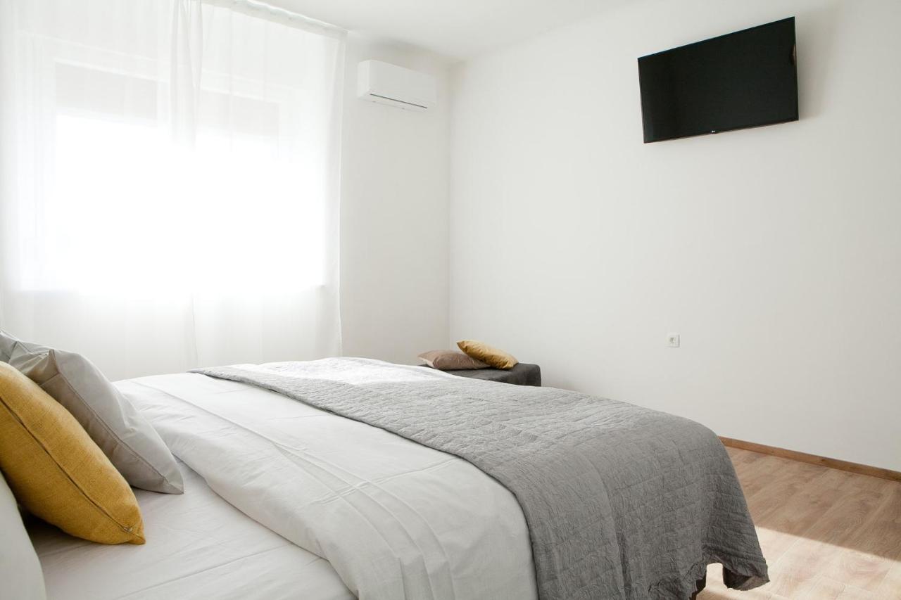 Apartment Mila 扎达尔 外观 照片