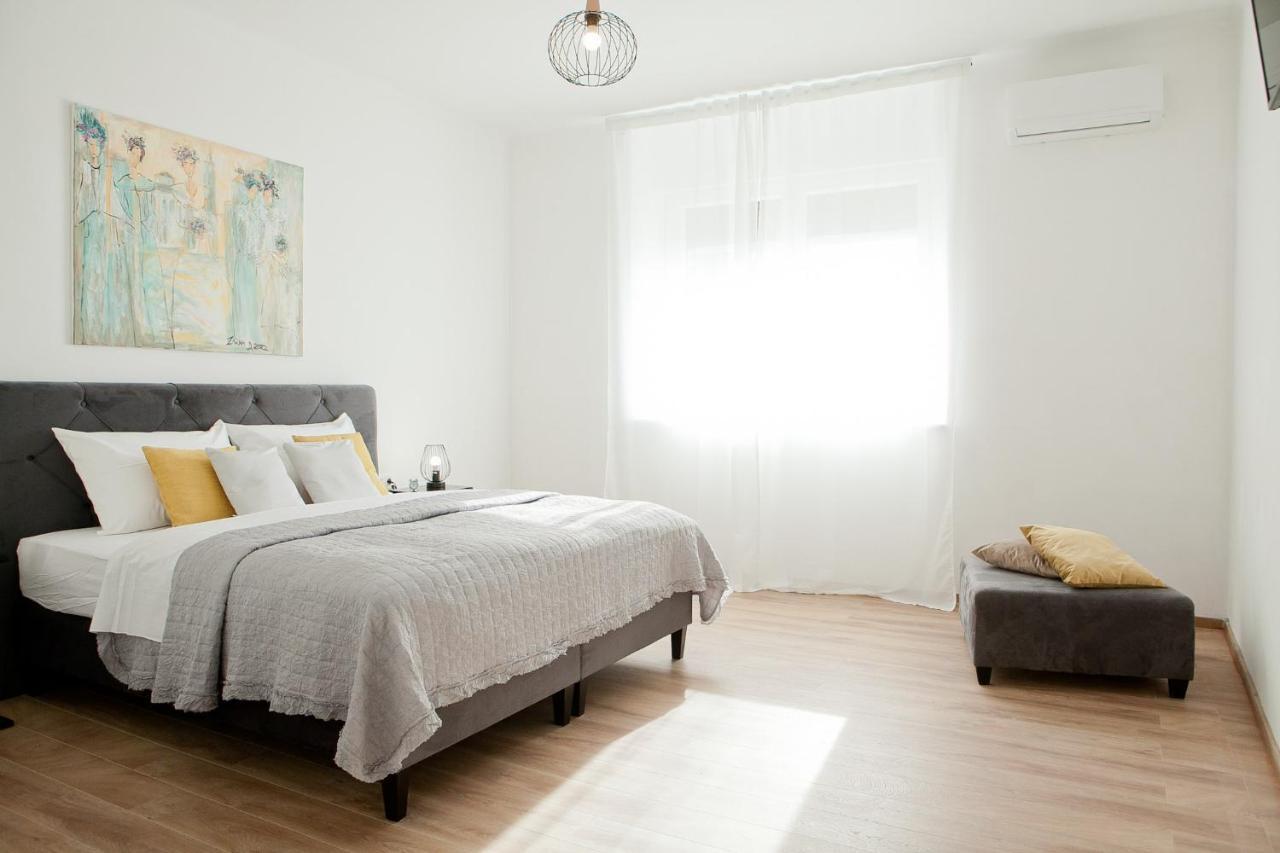 Apartment Mila 扎达尔 外观 照片