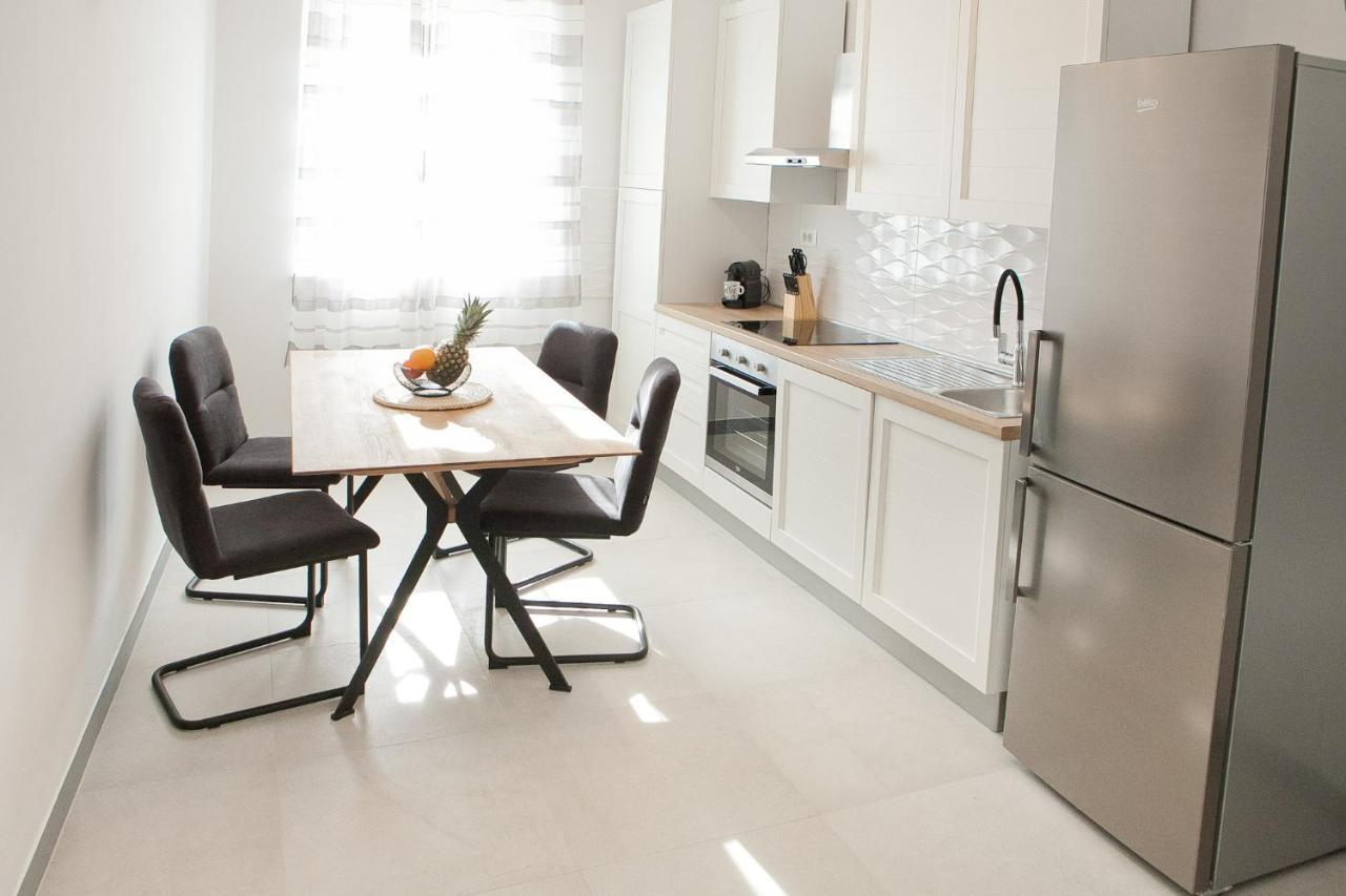 Apartment Mila 扎达尔 外观 照片