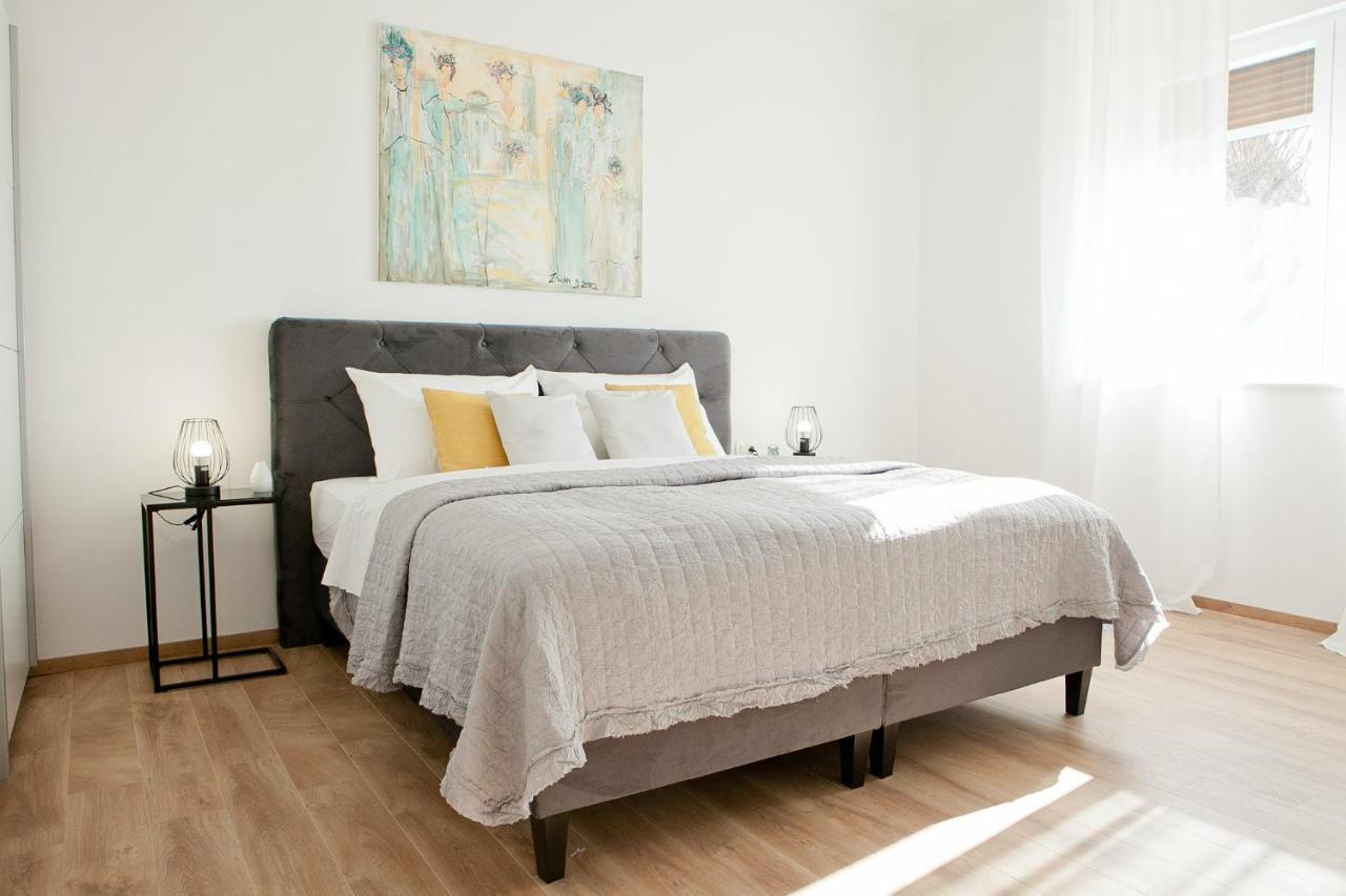 Apartment Mila 扎达尔 外观 照片